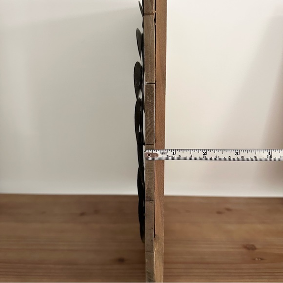 Grateful Thankful Blessed Shiplap Wood Plaque Sign With Galvanized Metal Wreath - Picture 11 of 15